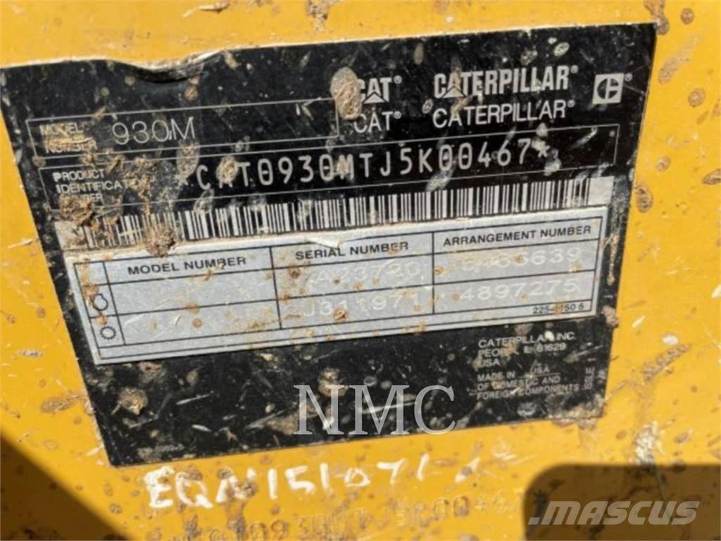 CAT 930M Колесни товарачи