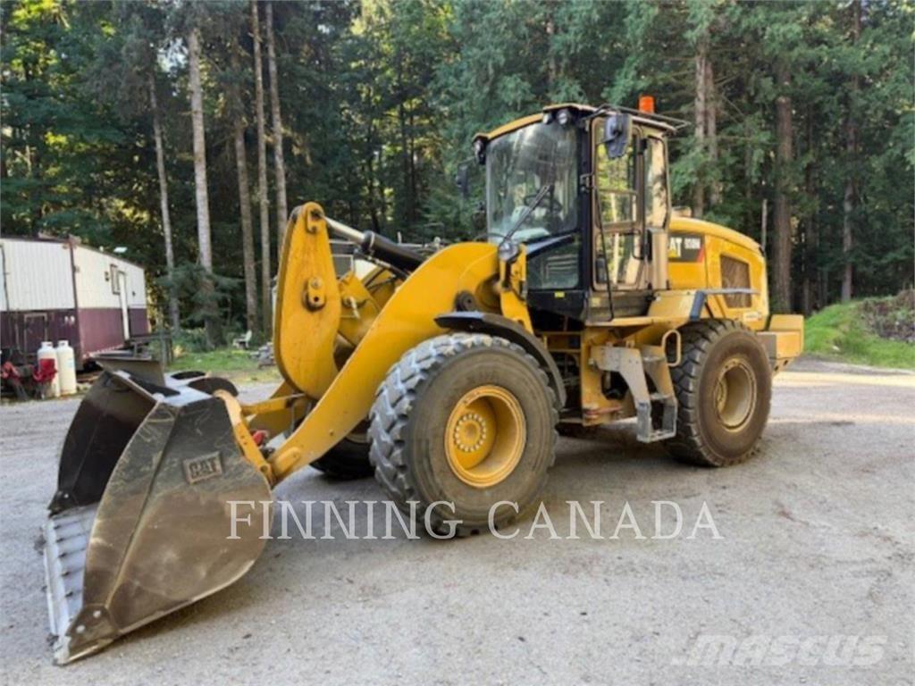 CAT 930M Колесни товарачи