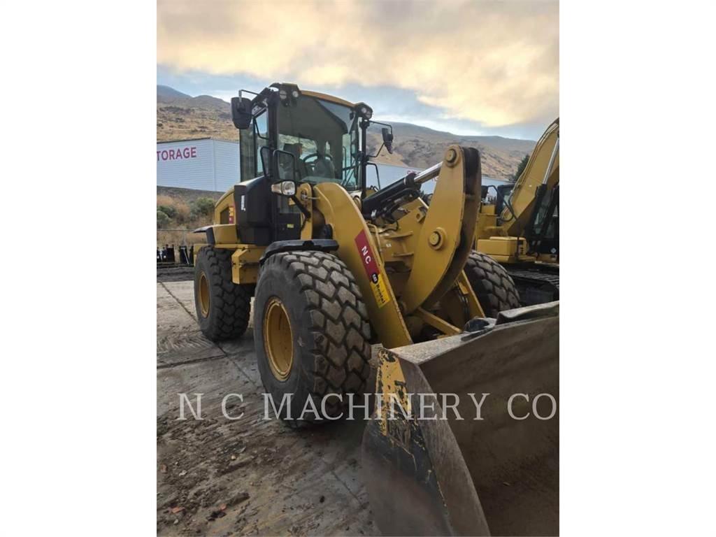 CAT 930M Колесни товарачи