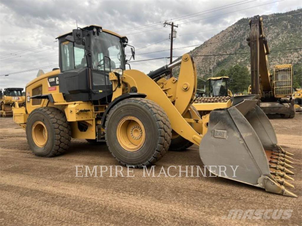 CAT 930M FC Колесни товарачи