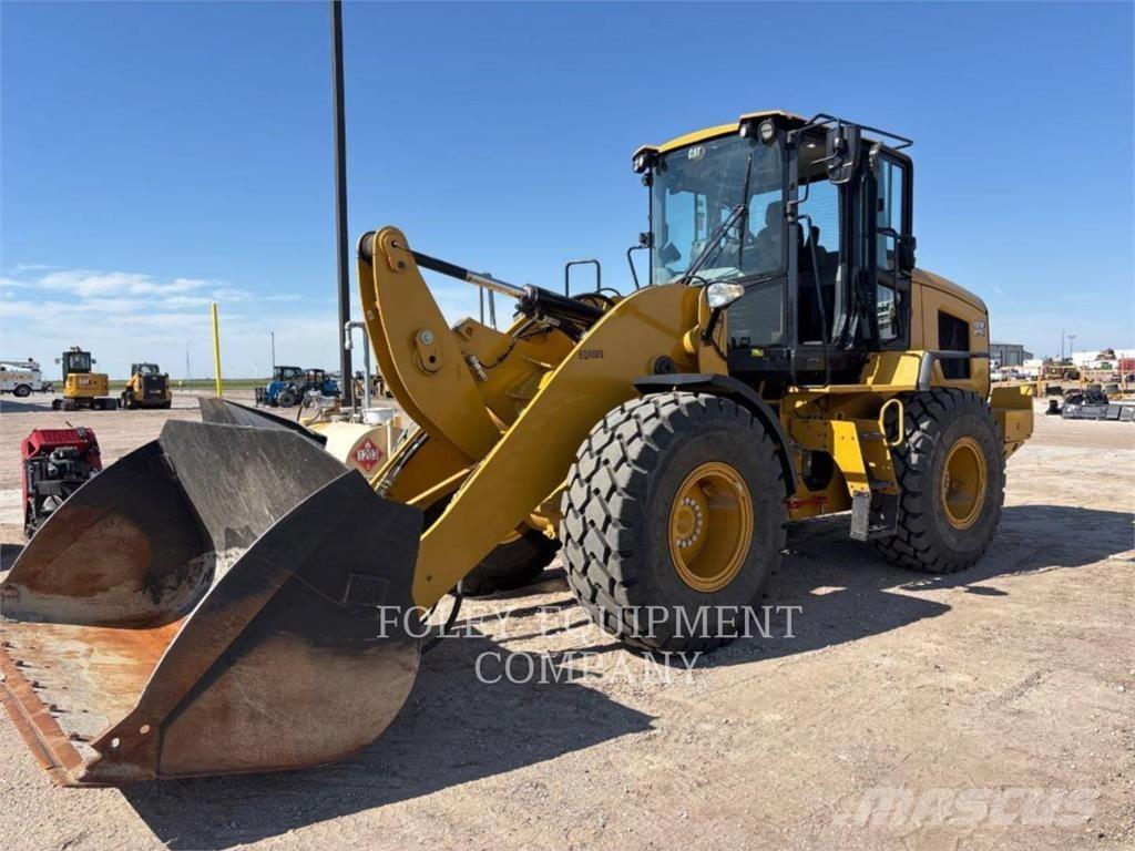CAT 930MHLAH Колесни товарачи