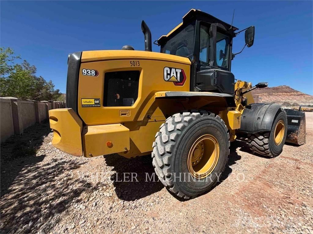 CAT 938 QC Колесни товарачи