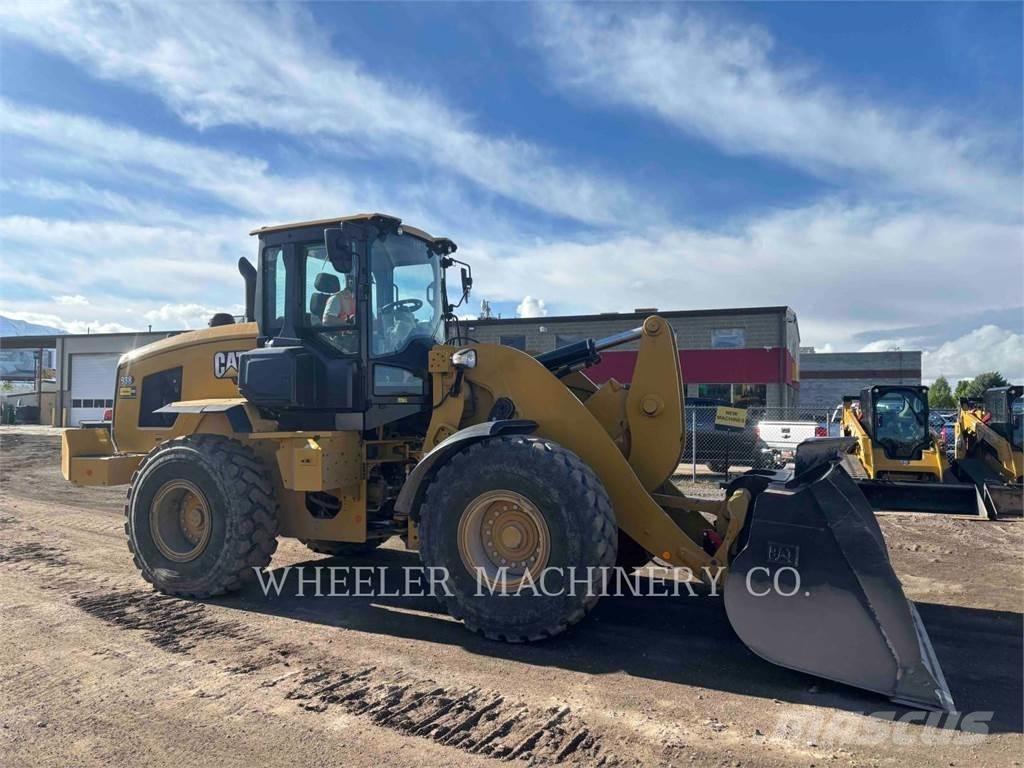 CAT 938 QC Колесни товарачи