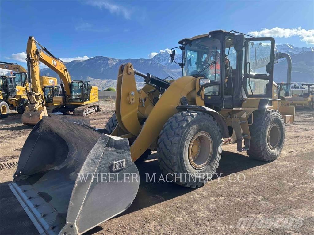 CAT 938 QC Колесни товарачи