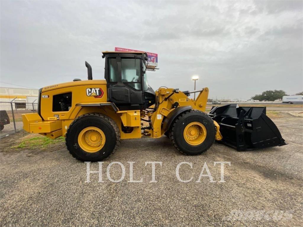 CAT 938 QC Колесни товарачи