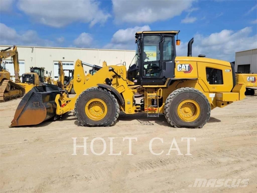CAT 938 QC Колесни товарачи