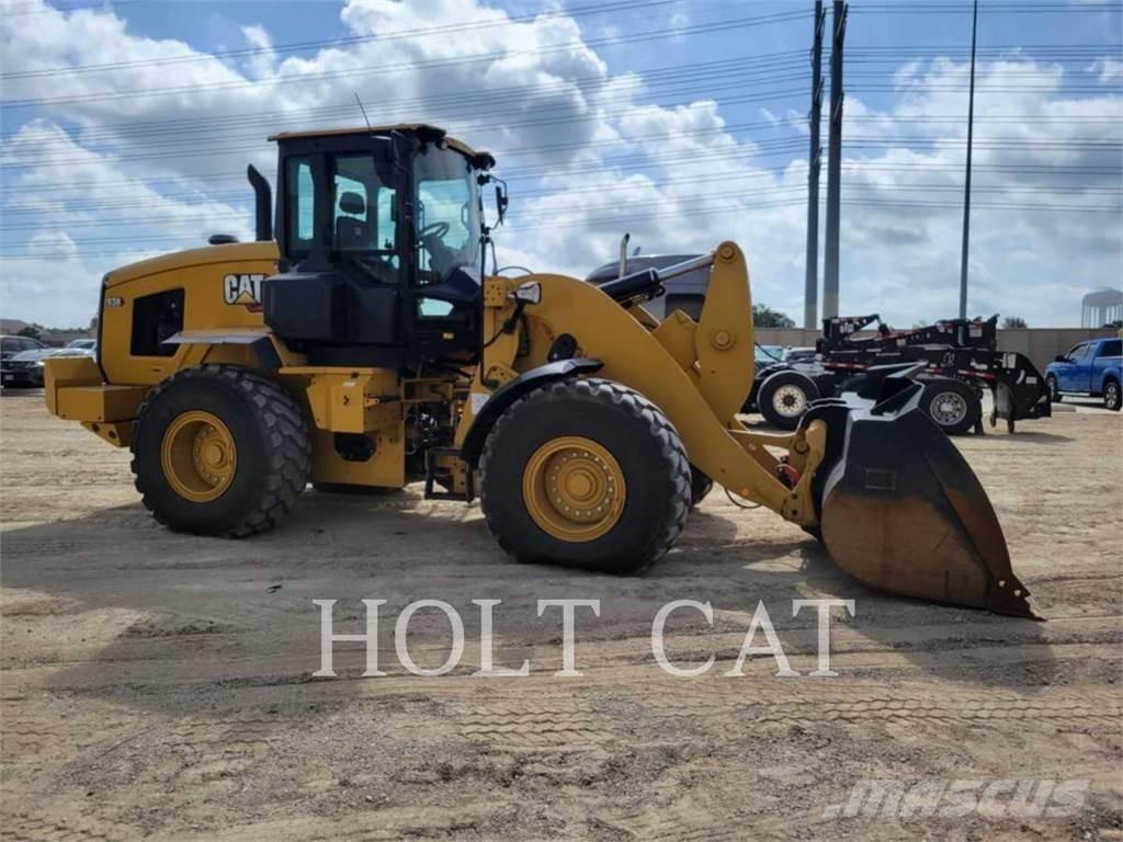CAT 938 QC Колесни товарачи