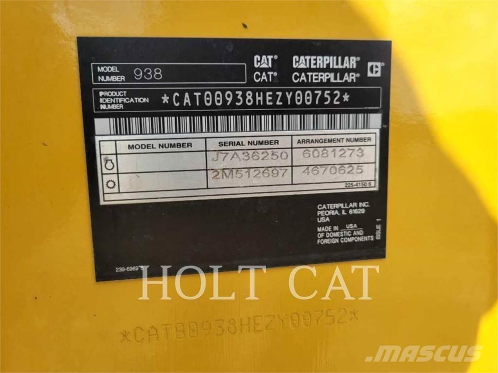 CAT 938 QC Колесни товарачи
