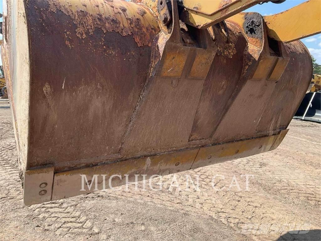 CAT 938G Колесни товарачи