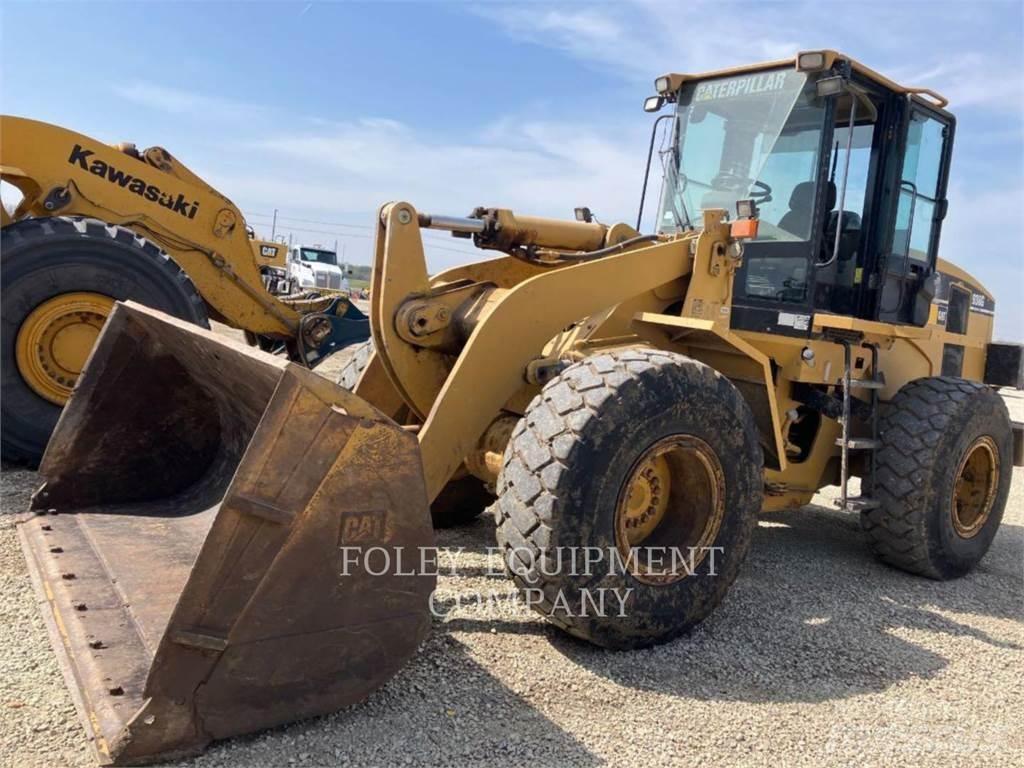 CAT 938G Колесни товарачи