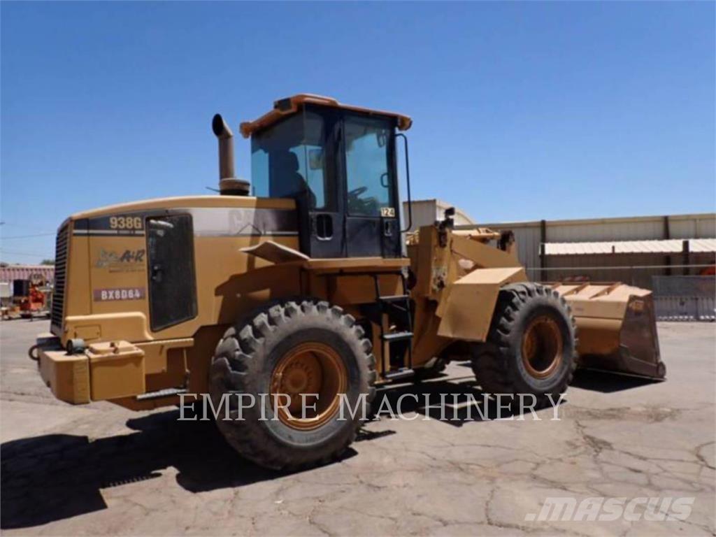 CAT 938G Колесни товарачи