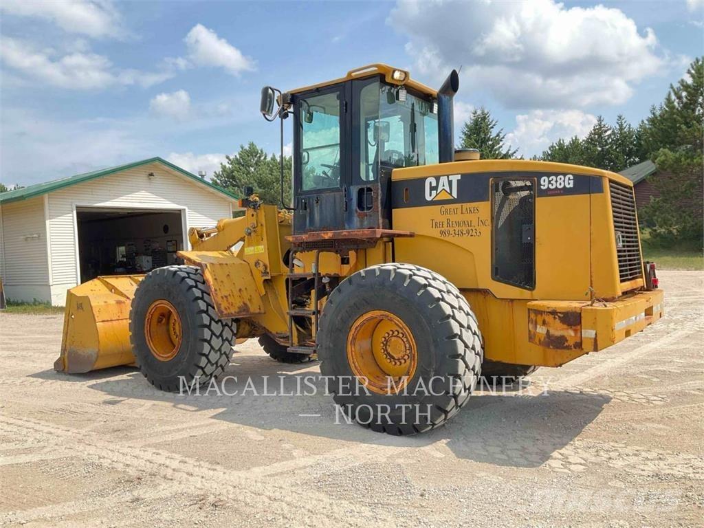 CAT 938G Колесни товарачи