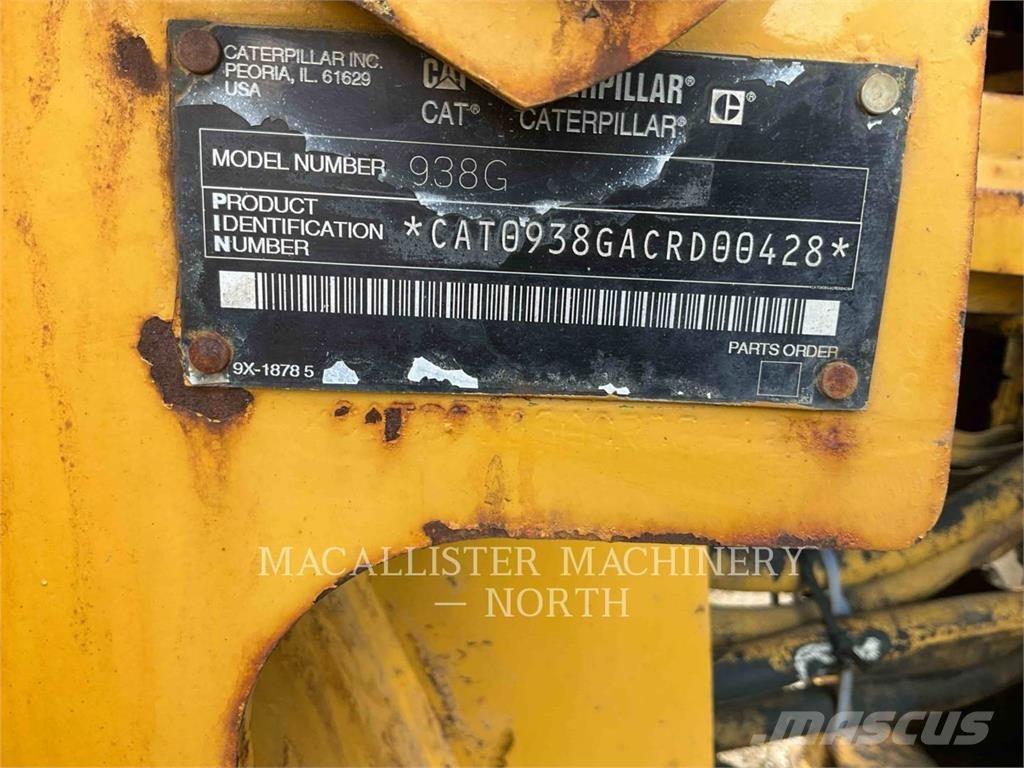 CAT 938G Колесни товарачи