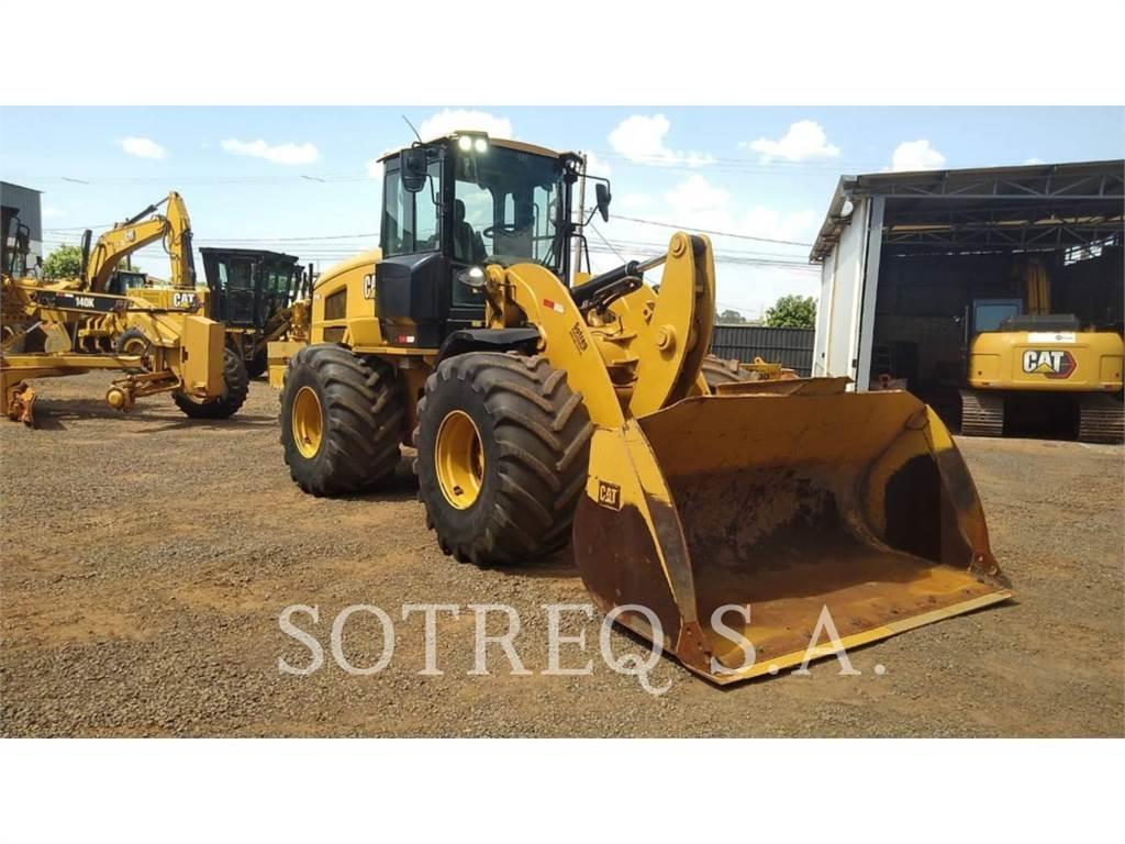 CAT 938K Колесни товарачи