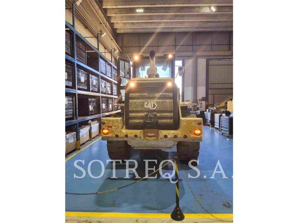 CAT 938K Колесни товарачи