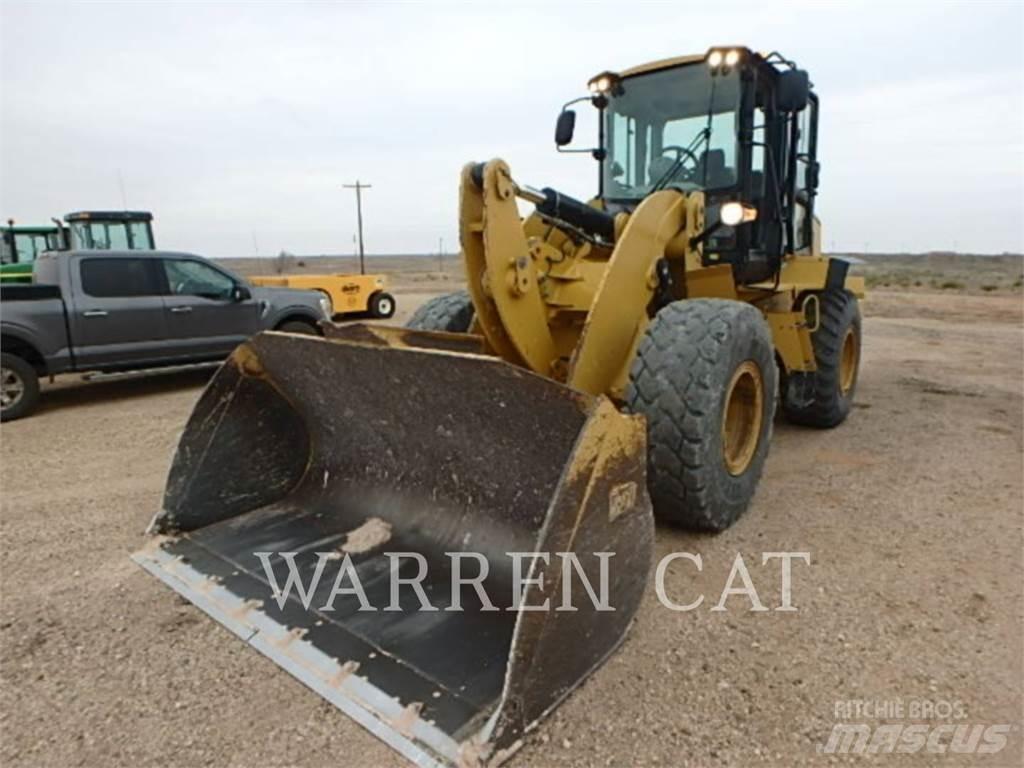 CAT 938K Колесни товарачи