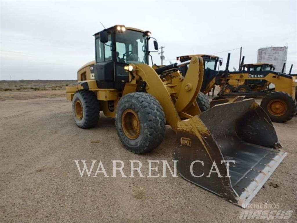 CAT 938K Колесни товарачи