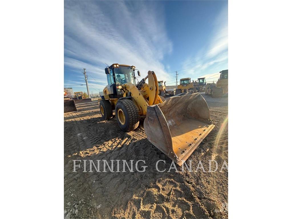 CAT 938K Колесни булдозери
