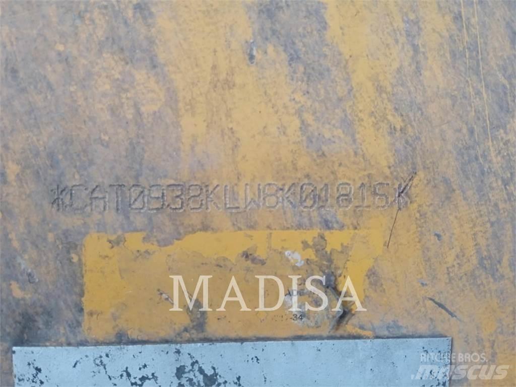 CAT 938K CL2 Колесни товарачи