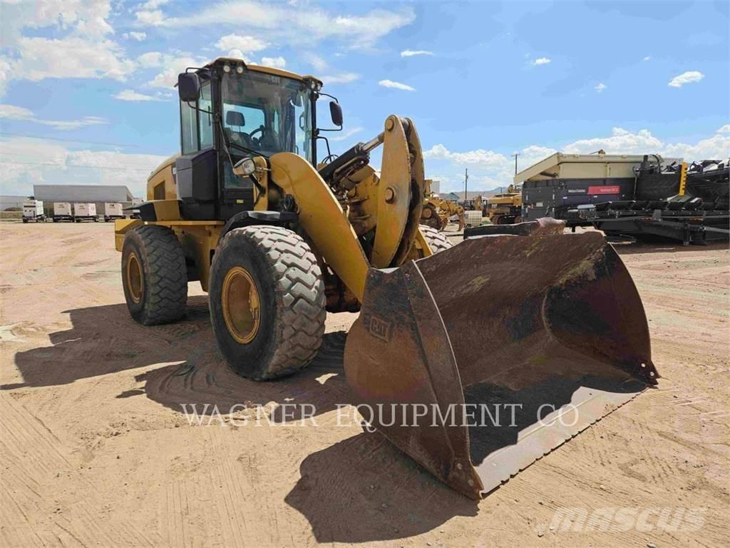CAT 938K FC Колесни товарачи