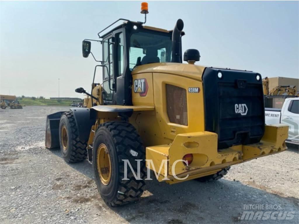 CAT 938M Колесни товарачи