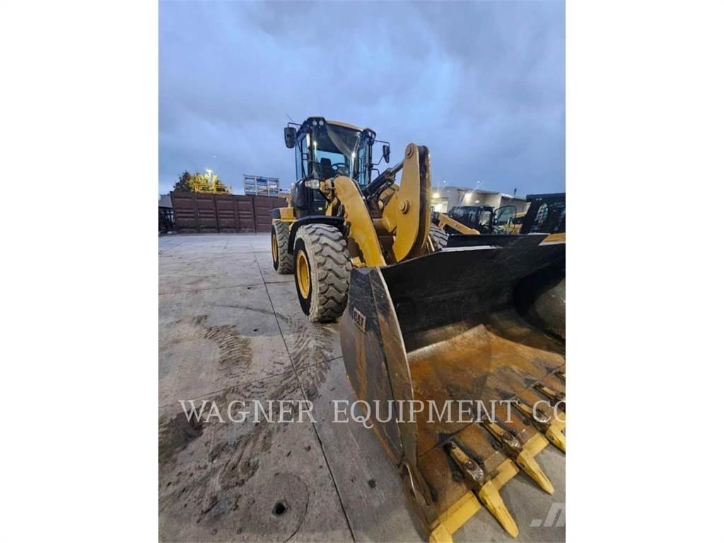 CAT 938M Колесни товарачи