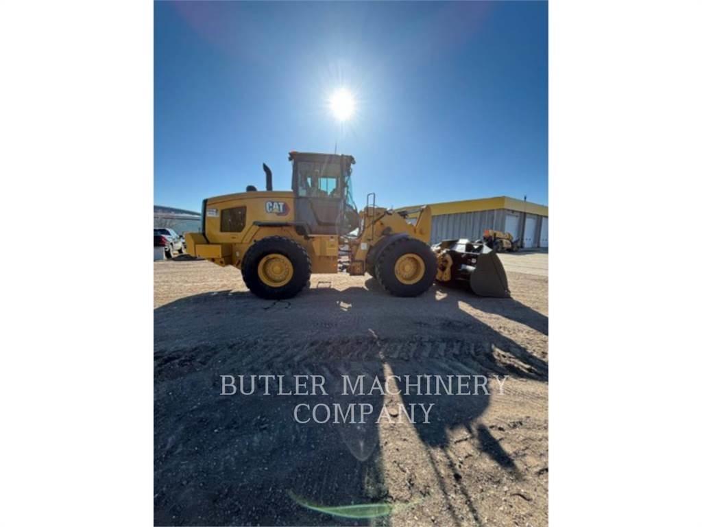 CAT 938M Колесни товарачи