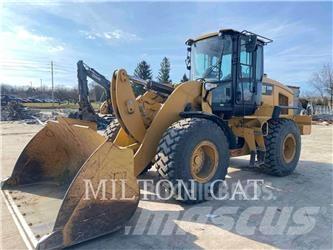 CAT 938M Колесни товарачи