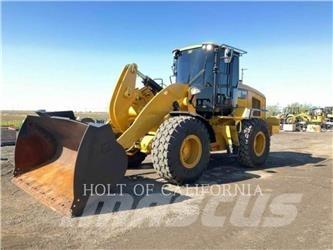 CAT 938M Колесни товарачи