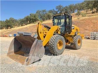 CAT 938M Колесни товарачи