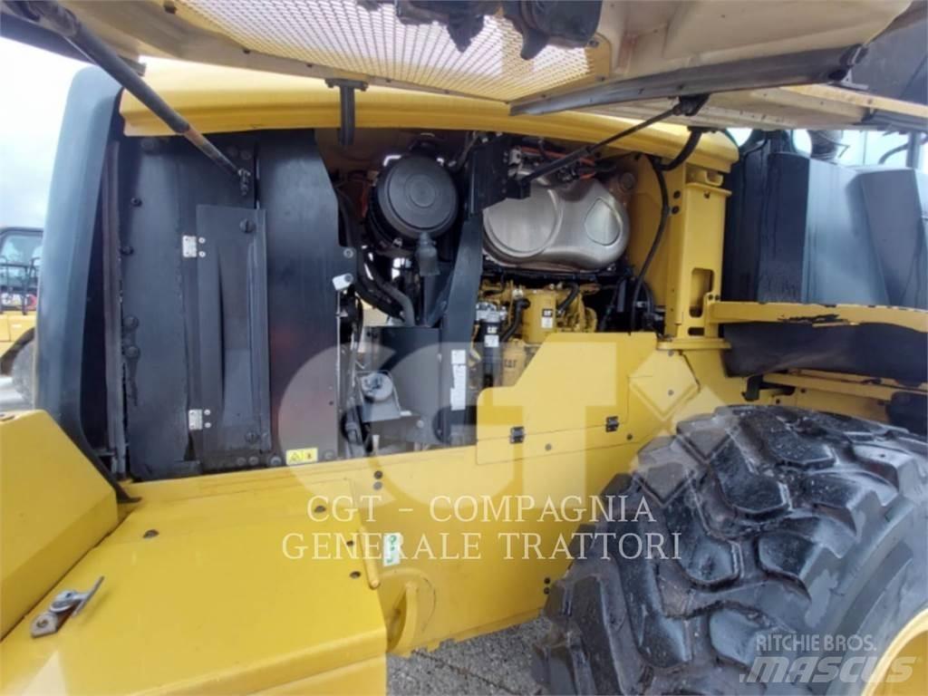 CAT 938M Колесни товарачи