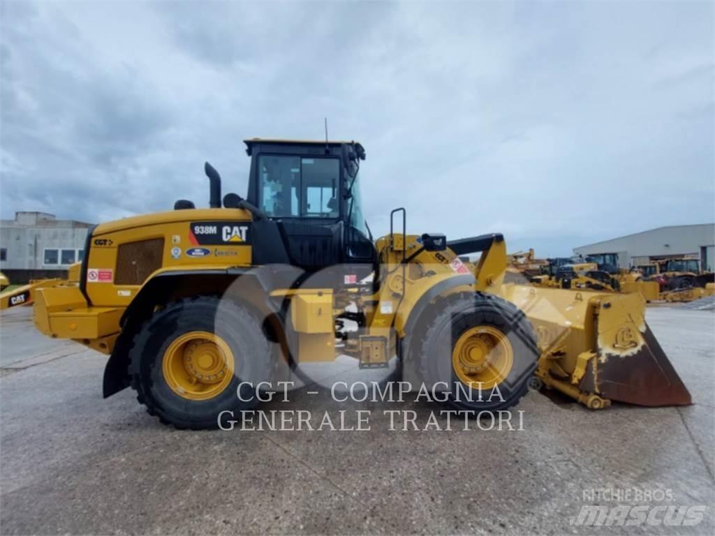 CAT 938M Колесни товарачи