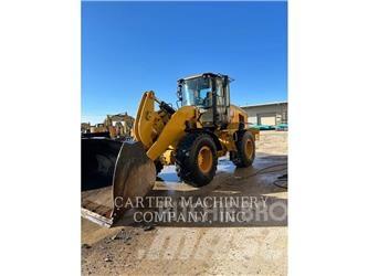 CAT 938M Колесни товарачи