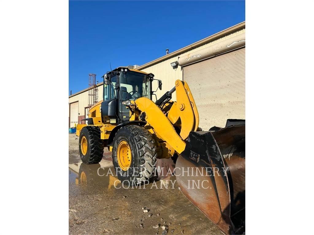CAT 938M Колесни товарачи