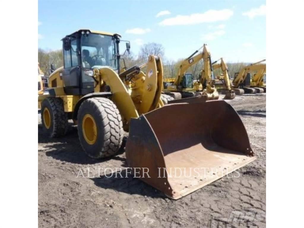 CAT 938M Колесни товарачи