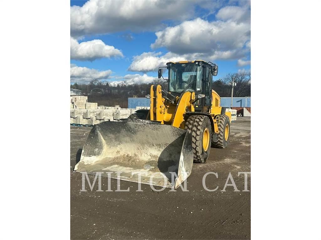 CAT 938M Колесни товарачи