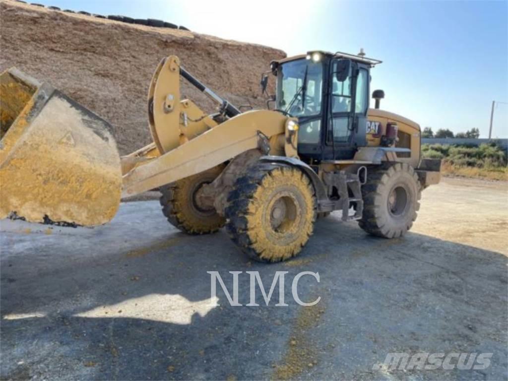 CAT 938M Колесни товарачи