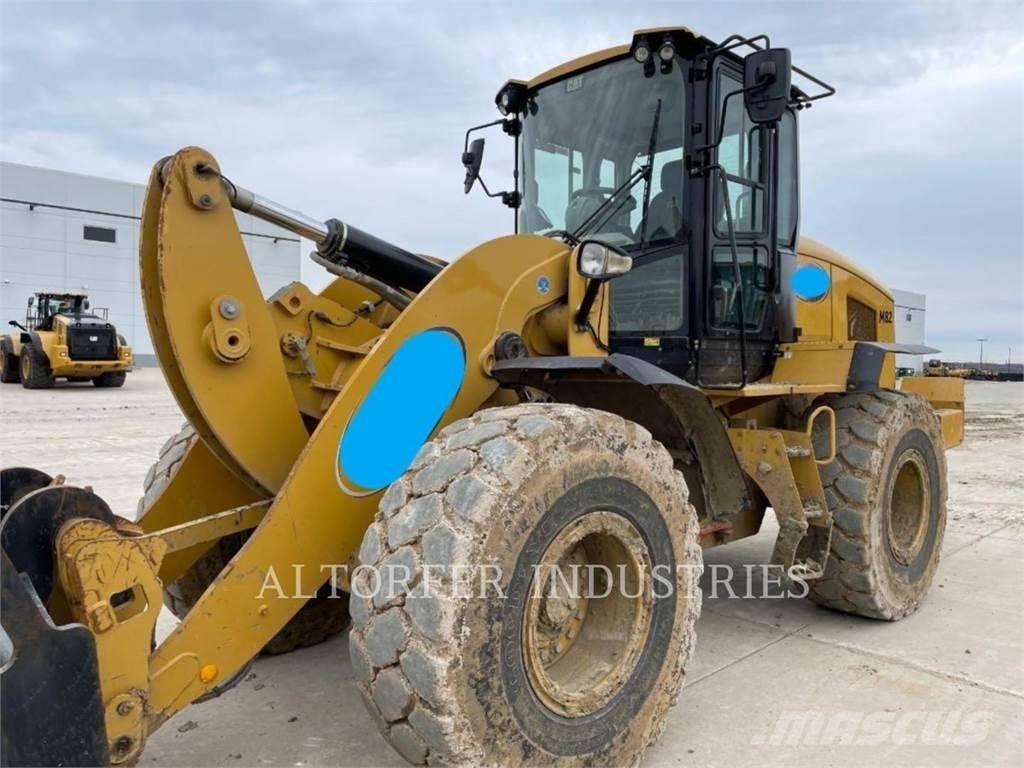 CAT 938M Колесни товарачи