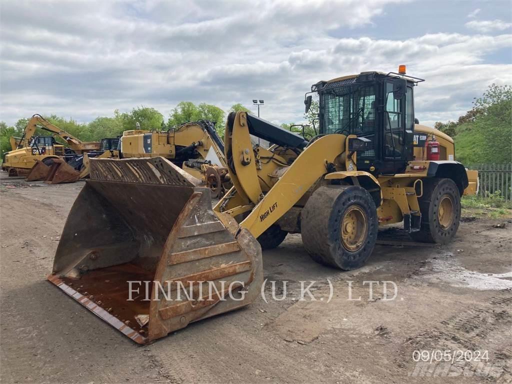 CAT 938M Колесни товарачи