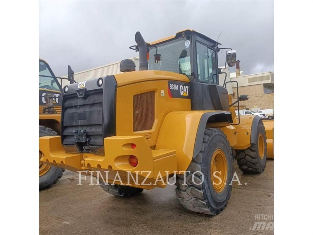 CAT 938M Колесни товарачи