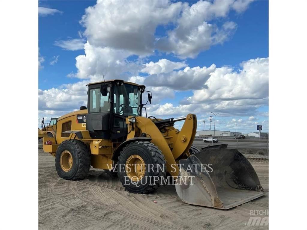 CAT 938M Колесни товарачи