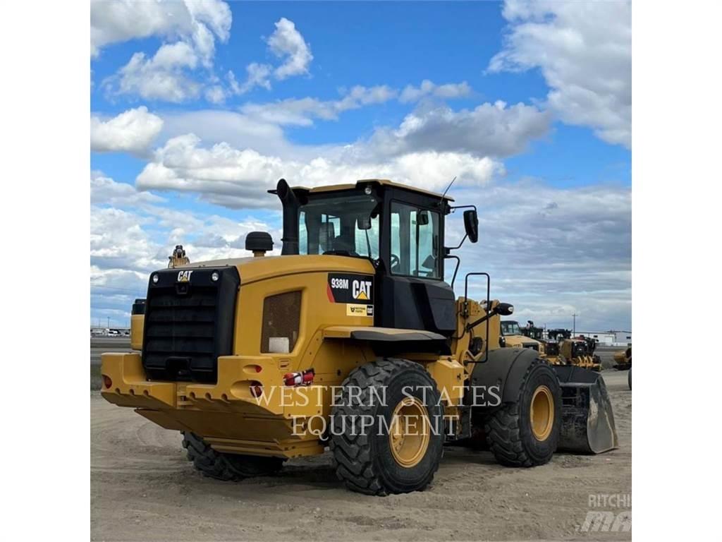 CAT 938M Колесни товарачи
