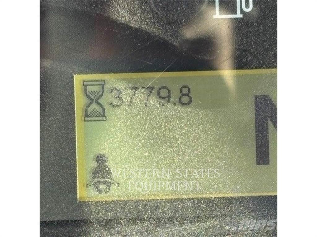 CAT 938M Колесни товарачи