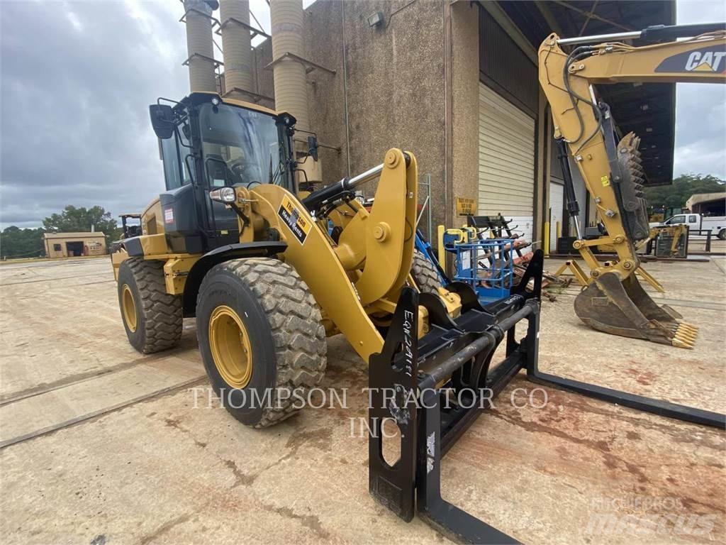 CAT 938M Колесни товарачи
