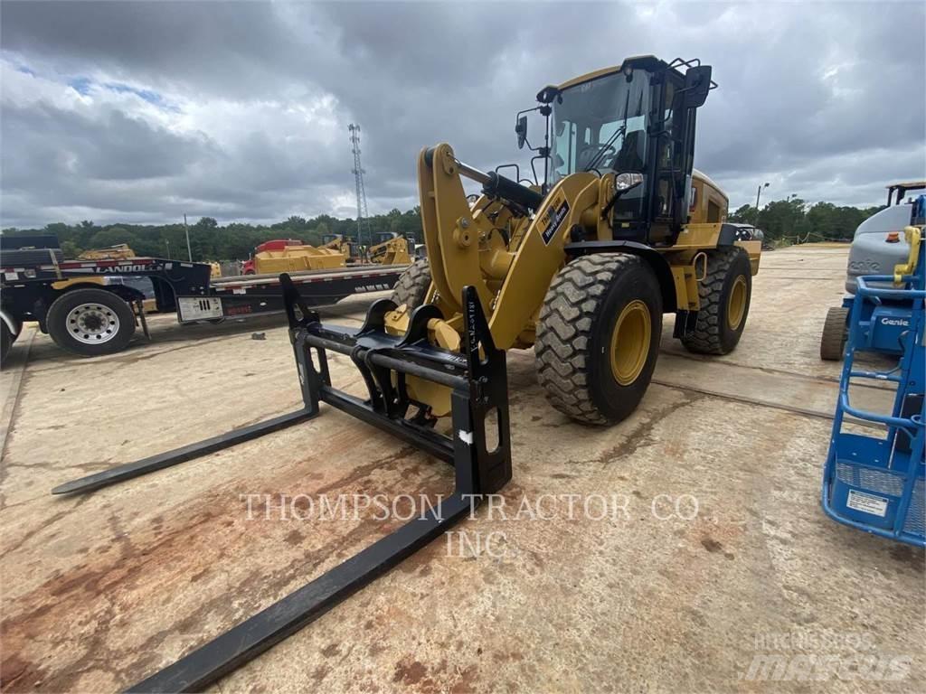 CAT 938M Колесни товарачи
