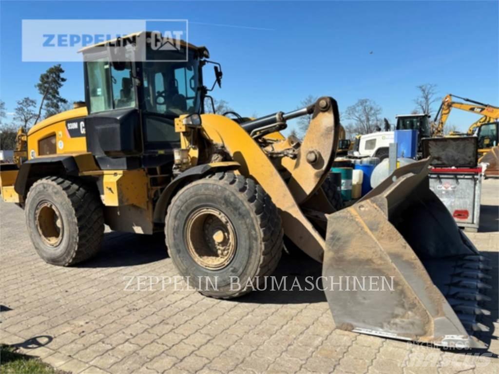 CAT 938M Колесни товарачи