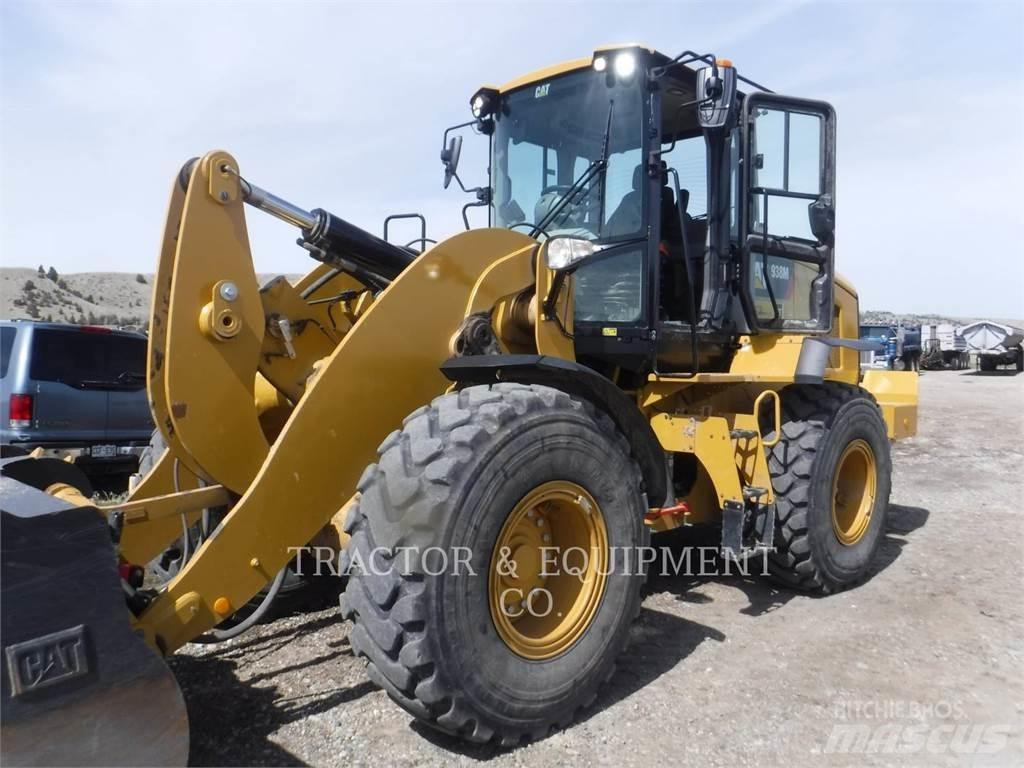 CAT 938M Колесни товарачи