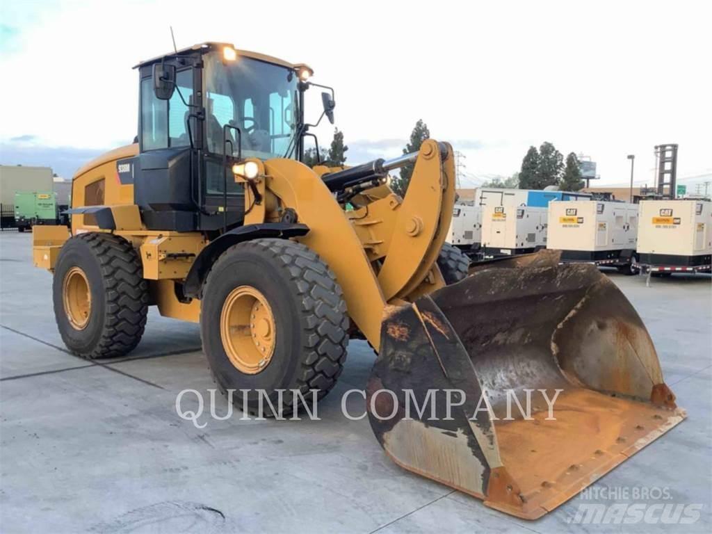 CAT 938M Колесни товарачи