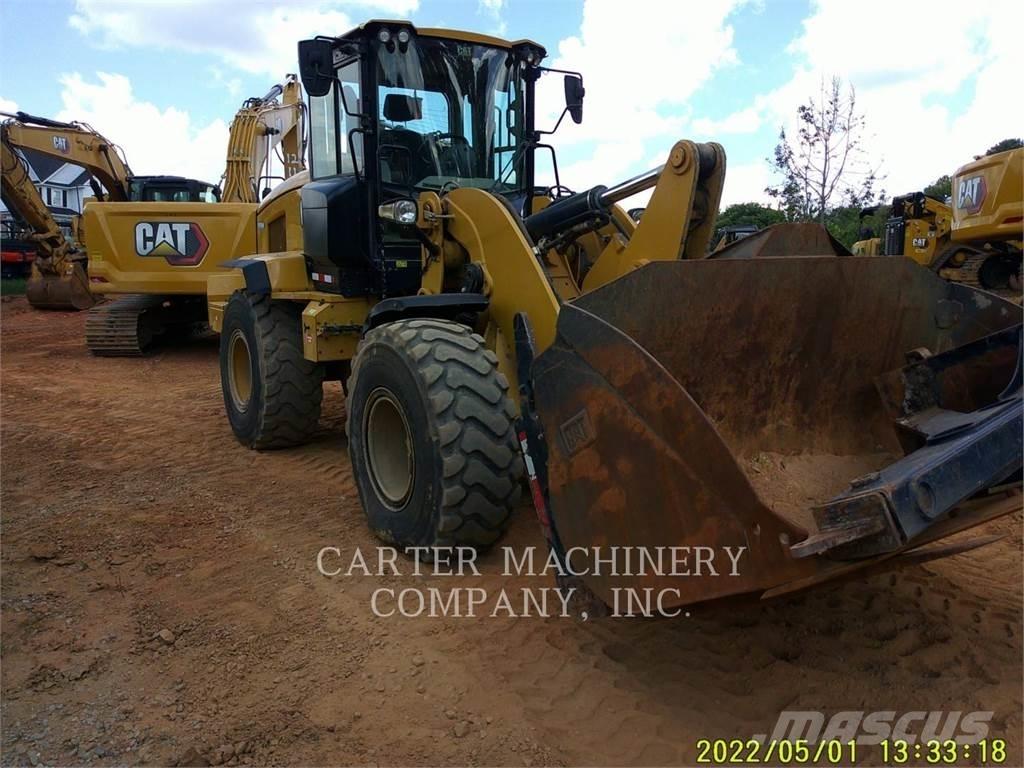 CAT 938M Колесни товарачи