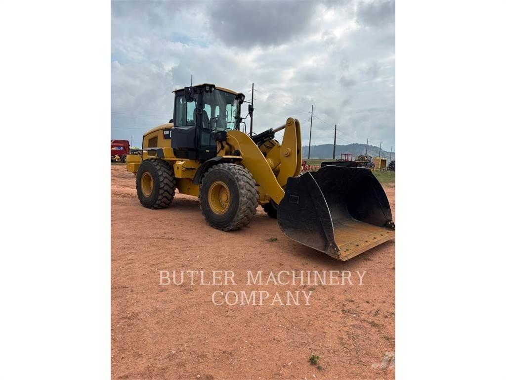 CAT 938M Колесни товарачи